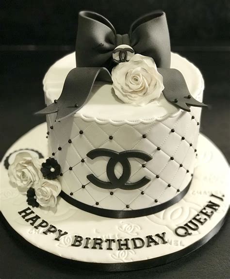 gateau chanel rose|luxury Chanel cakes.